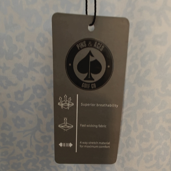 Pins and Aces 1/4 zip golf pullover - Picture 3 of 4